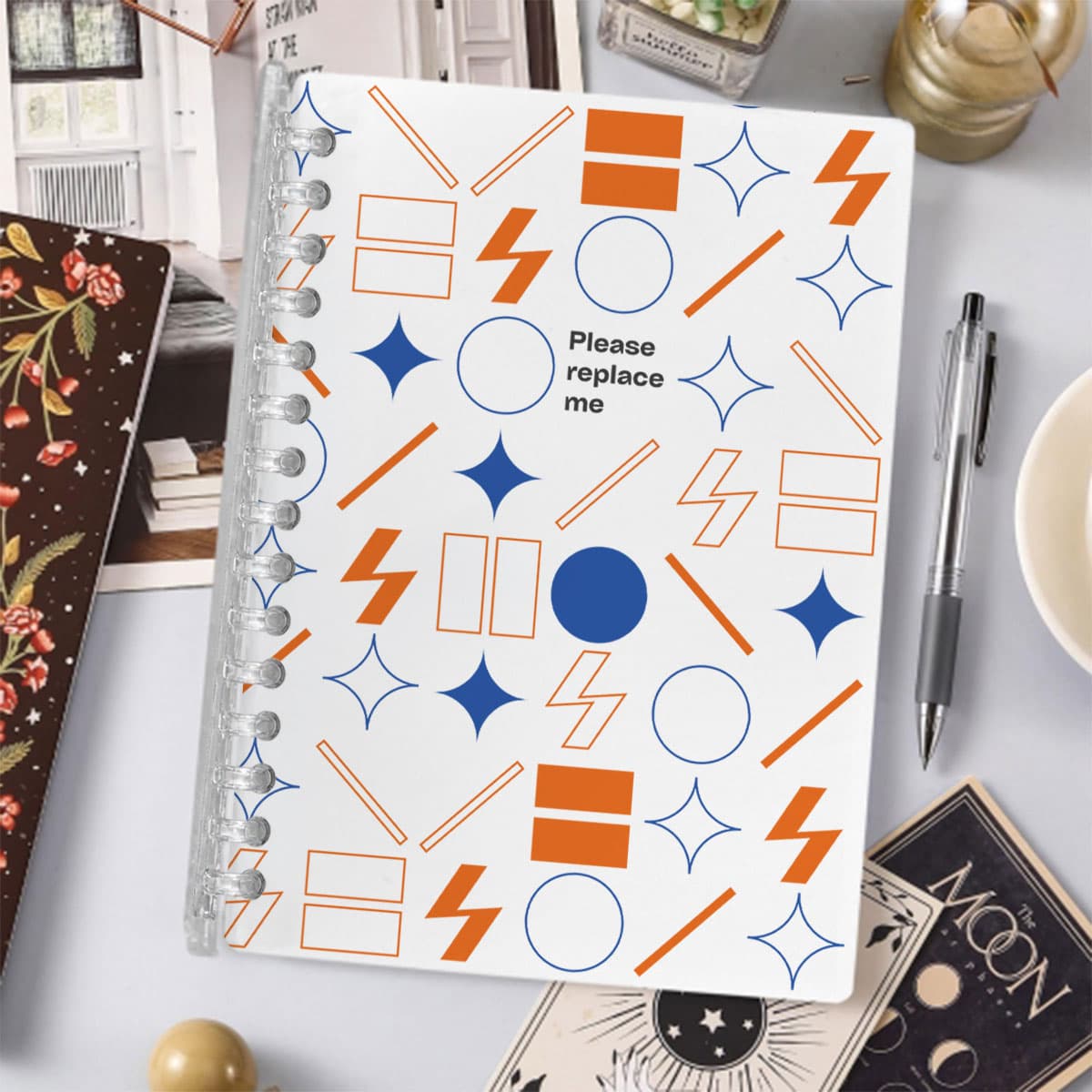 Loose-Leaf Notebook (US)